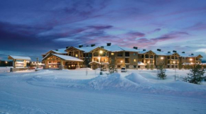 Resort 1BD condo 1 block from Yellowstone gates with resort amenities